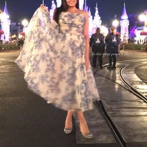 Tender spaghetti strap Milla midi dress in hydrangea print size L